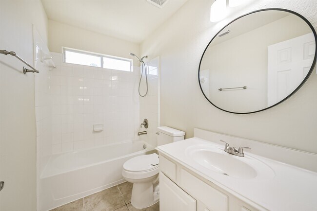 Building Photo - 25211 Whistling Pines Ct