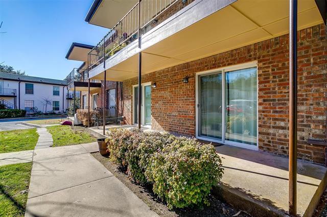 Building Photo - 4020 Ridglea Country Club Dr