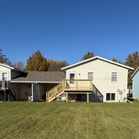 Building Photo - 1018 Castlewood Dr