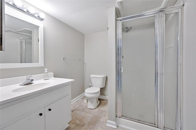 Building Photo - 4377 Vintage Ln