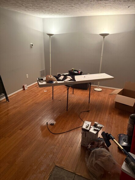 Building Photo - 2719 Crestwick Pl