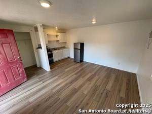 Building Photo - 411 Cincinnati Ave