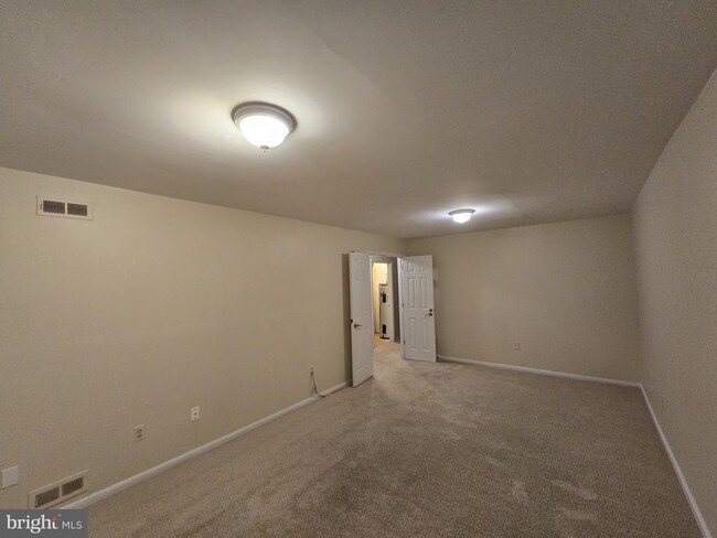 Building Photo - 11721 Newbridge Ct