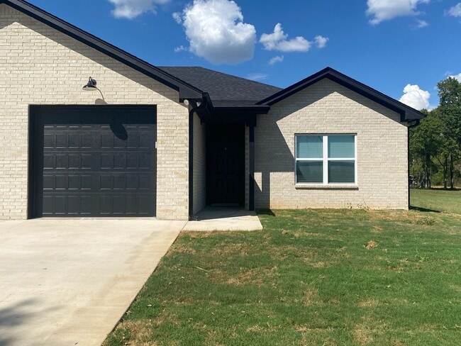 Building Photo - 11230 CR 152