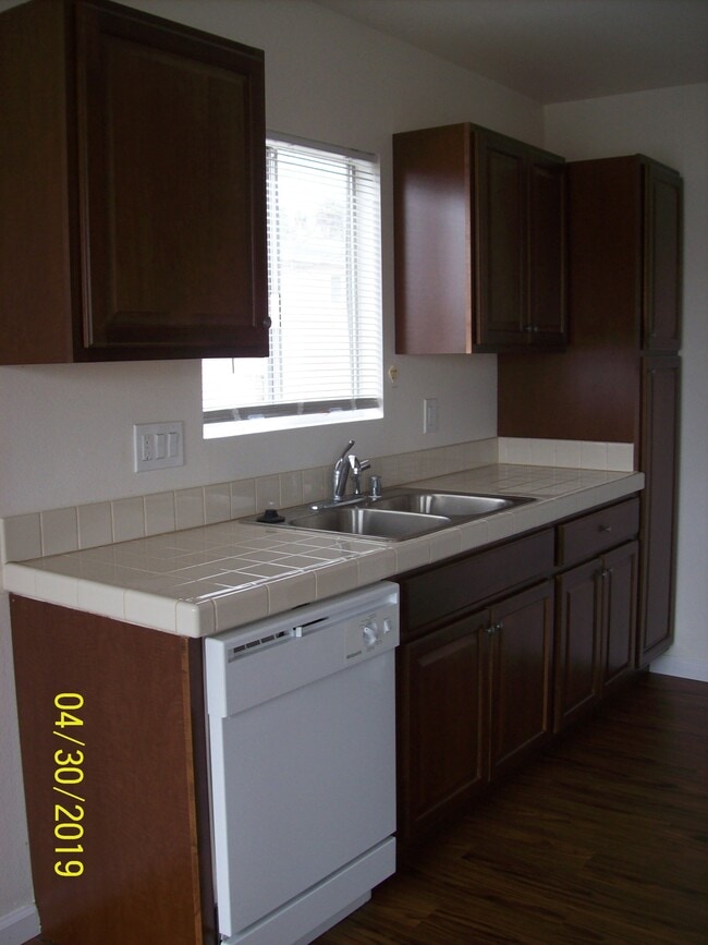 Building Photo - 5604 Lauretta St