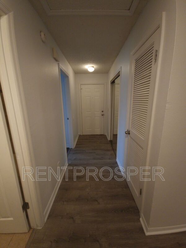 Building Photo - 3004 Patel Dr