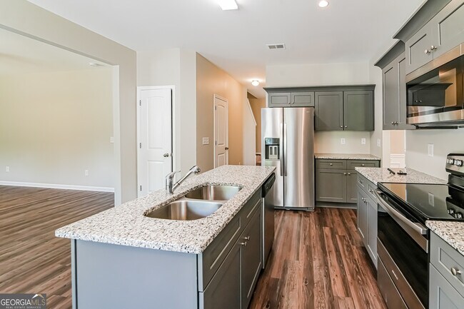 Building Photo - 38 Moss Way