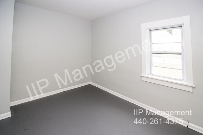 Building Photo - 3130 W 33rd St