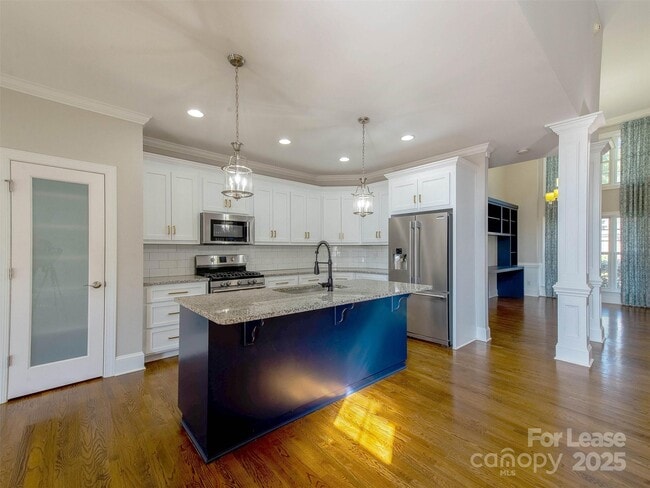 Building Photo - 1200 Mendenhall Ct