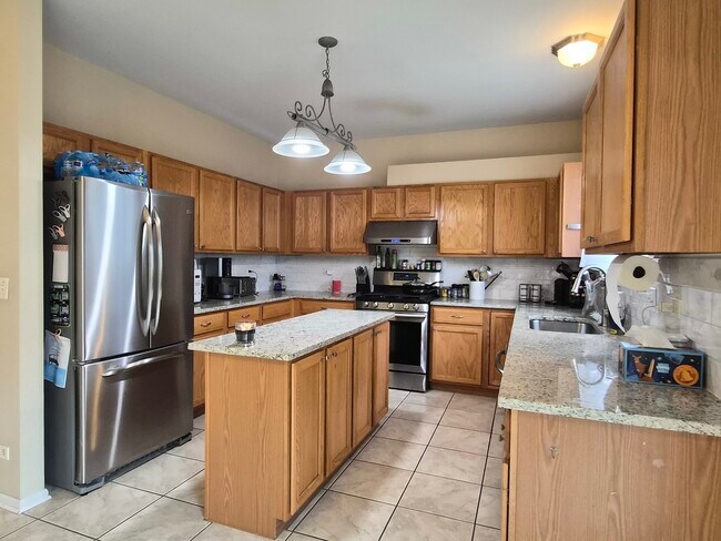 Building Photo - 2337 Hudson Cir