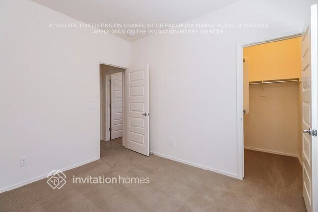 Building Photo - 22475 E Avenida Del Valle Ct