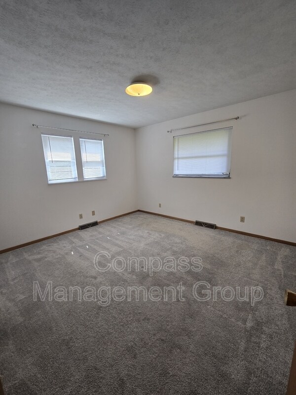 Building Photo - 3109 Dekalb Dr SW