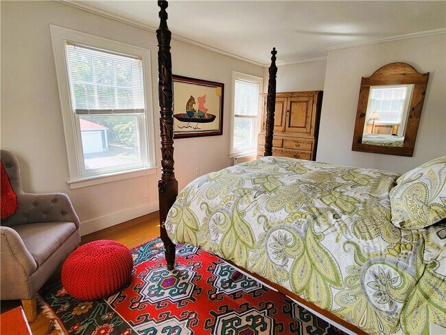 Building Photo - 60 Prairie Ave