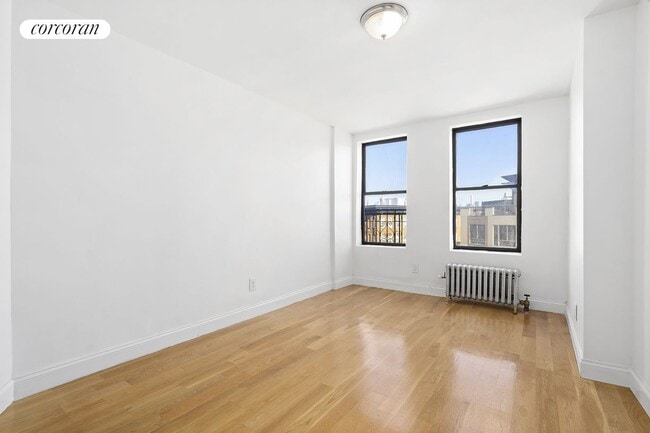 Primary Photo - 180 Borinquen Pl