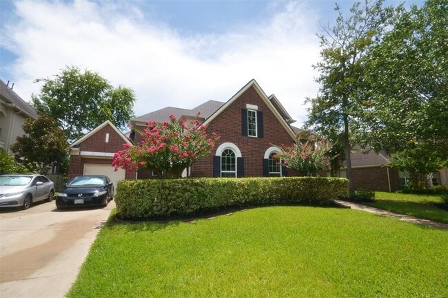 Building Photo - 7902 Silent Forest Dr