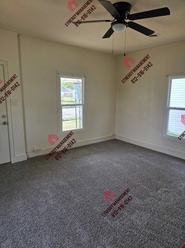 Building Photo - 1119 Helm St