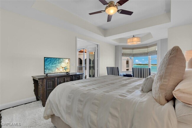 Building Photo - 2000 Royal Marco Way