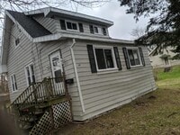 Building Photo - 302 Frederick St E