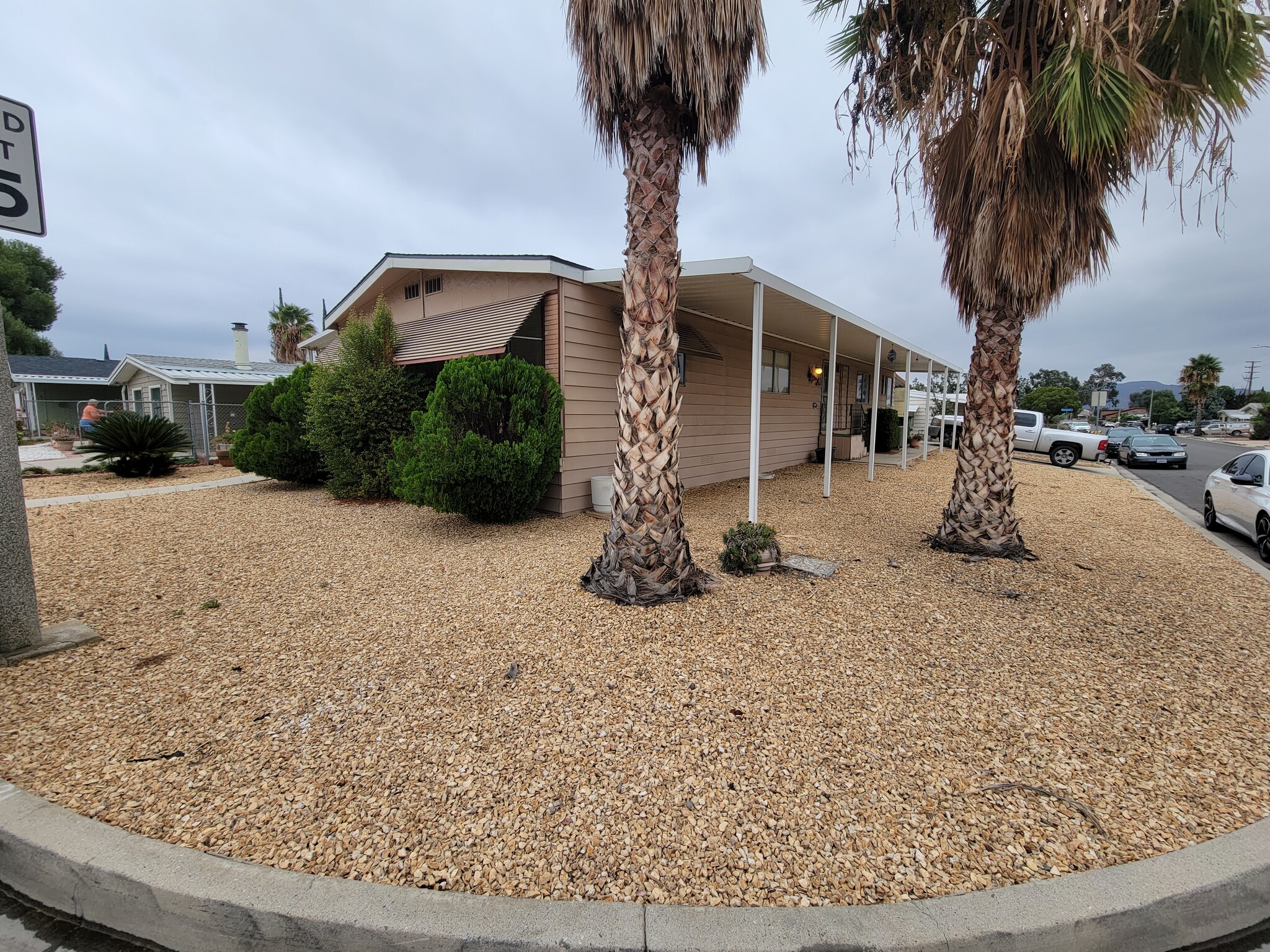 Building Photo - 14968 Vinehill St