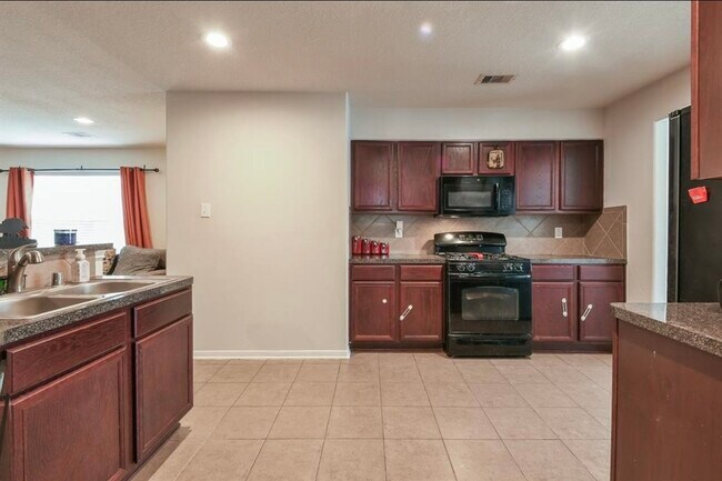 Building Photo - 4854 Fair Oak Dale Ln