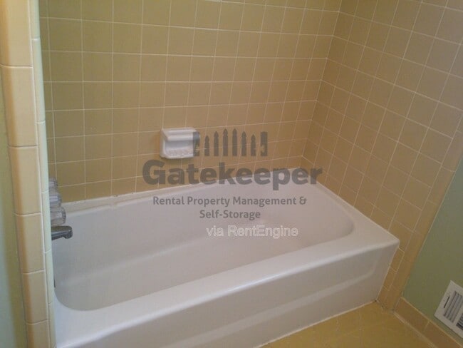 Building Photo - 105 Timberlane Trail