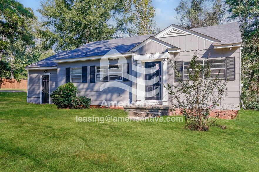 Building Photo - 732 Willaneel Dr