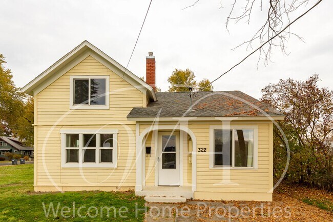 Building Photo - Cozy Home with Storage in Quiet Convenient Location