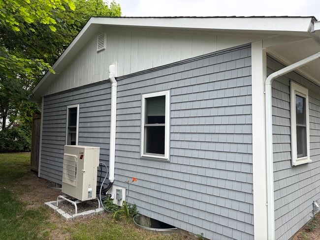 Building Photo - 28 Prince Henry Dr