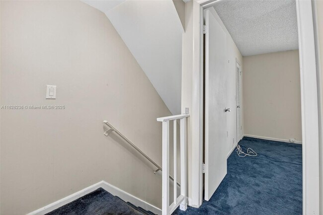 Building Photo - 4817 Esedra Ct