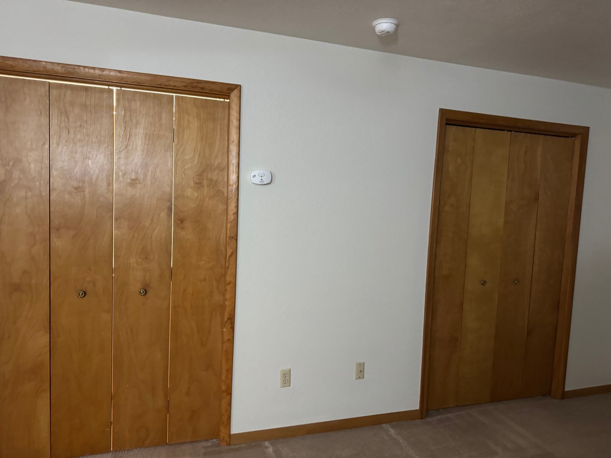 Building Photo - 1273 Yellowstone Ave