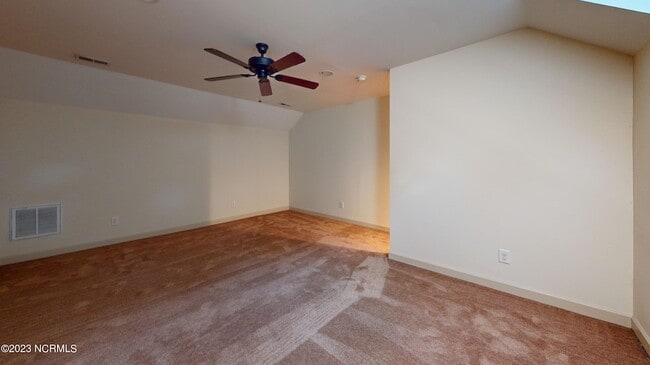 Building Photo - 45 Old Hunt Rd