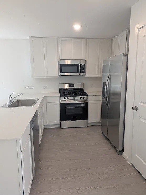 Building Photo - 9015 Rose Pelican Ln