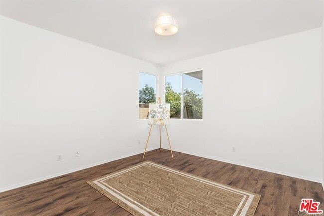 Building Photo - 3280 Canyon View Dr