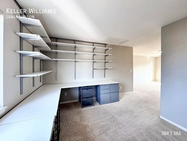 Building Photo - 1237 Laurenwood Way