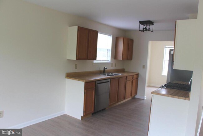Building Photo - 29239 Corbin Pkwy