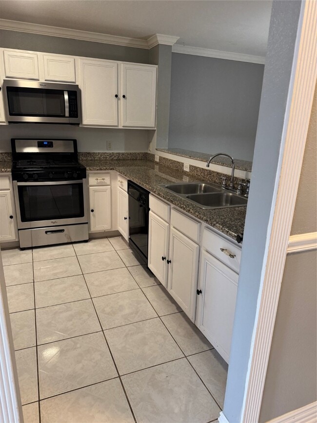 Building Photo - 11123 Cayman Mist Dr