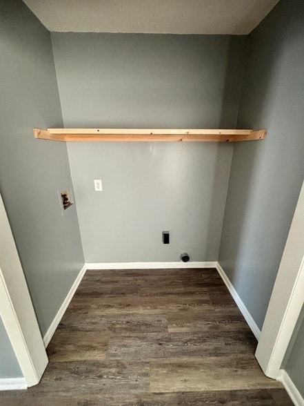 Building Photo - 3415 Meadow Ct