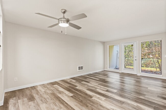 Building Photo - Bridge Creek Apartments