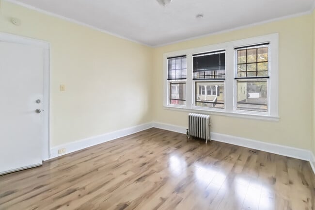 Building Photo - 24 Wheeler St