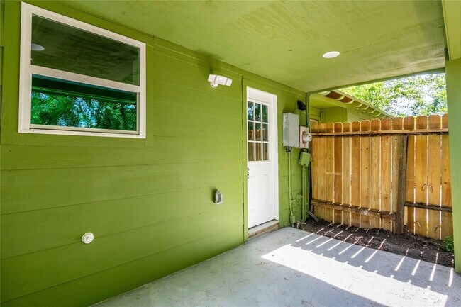 Building Photo - 7921 Cook Rd