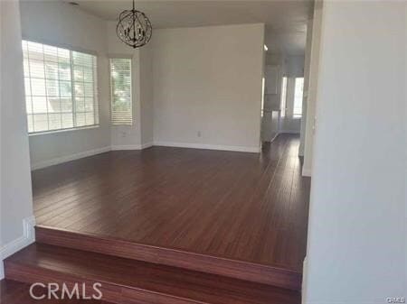 Building Photo - 2825 Plaza del Amo