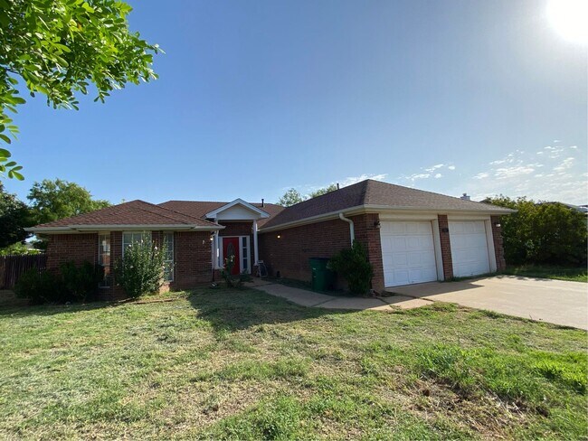 Building Photo - 5842 Berkshire Rd