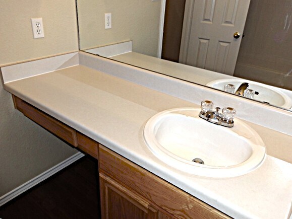 Building Photo - 2131 Jester Farms