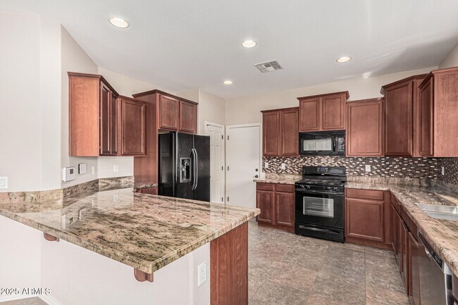 Building Photo - 3079 E Ridgewood Ln