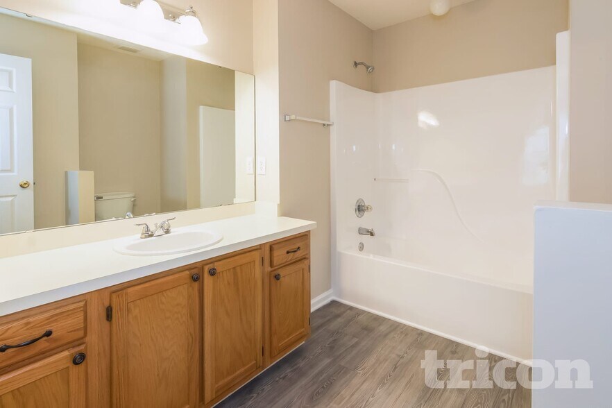 Building Photo - 409 Kayak Ct