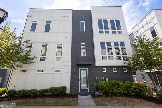 Primary Photo - 708 Banton Dr NW