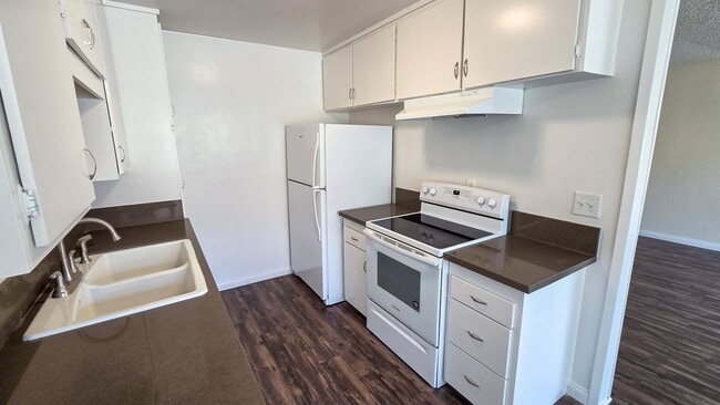 Building Photo - w510