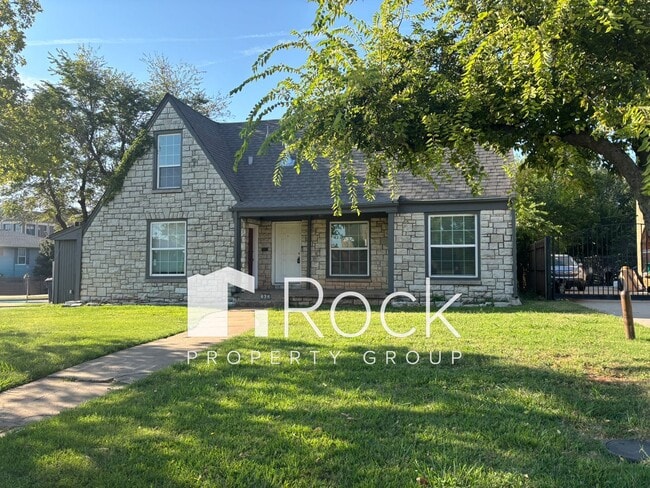 Building Photo - Remodeled Historic Home Near the Capitol, Uptown, Midtown and Paseo districts