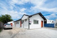 Building Photo - 1426 Telephone Rd