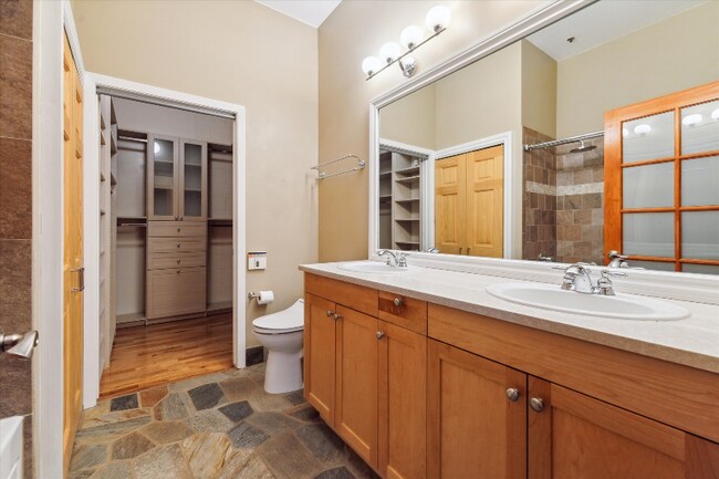 Building Photo - 2960 Inca St